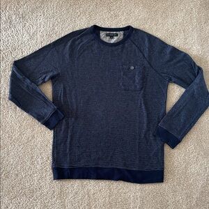 Banana Republic Men's Dark Blue Crewneck Sweater